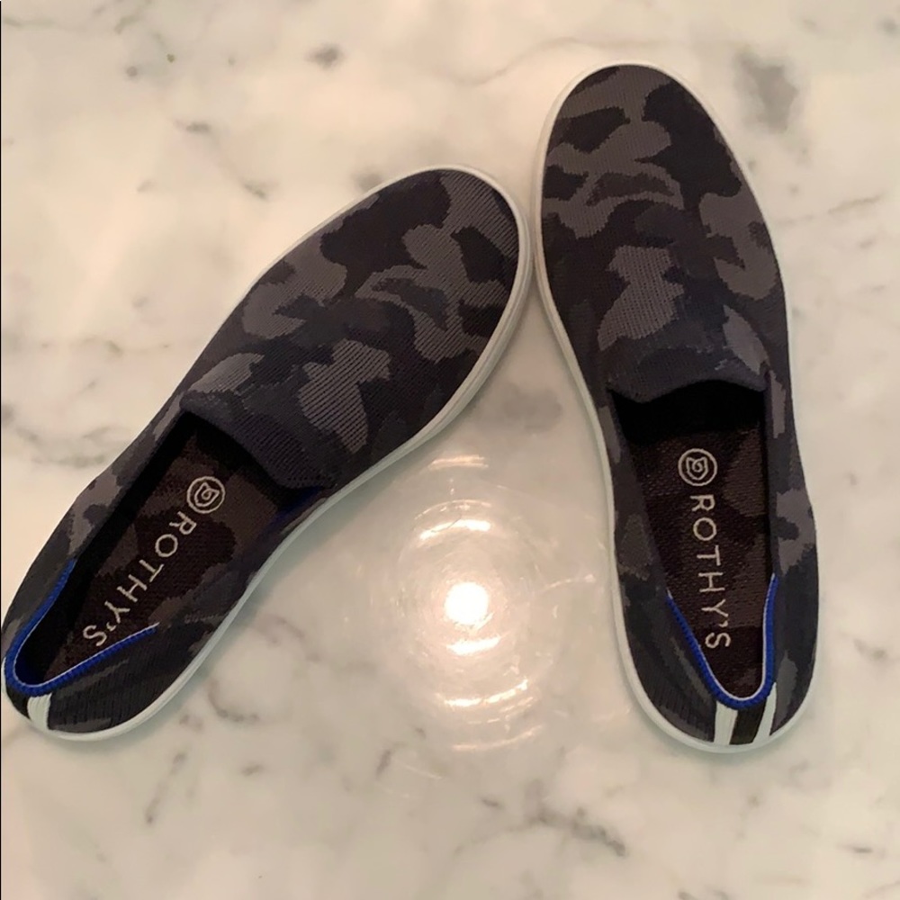Rothys Grey Camo sneaker size 9